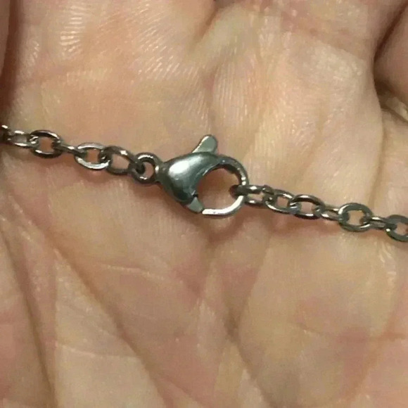 Red 20 Sided Die D&D Dungeons and Dragons Stainless Steel Necklace - Picture 3 of 4